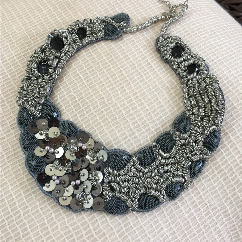 Banana Republic Statement necklace